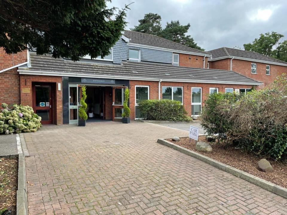 Manor House Hotel Scartho Exterior photo